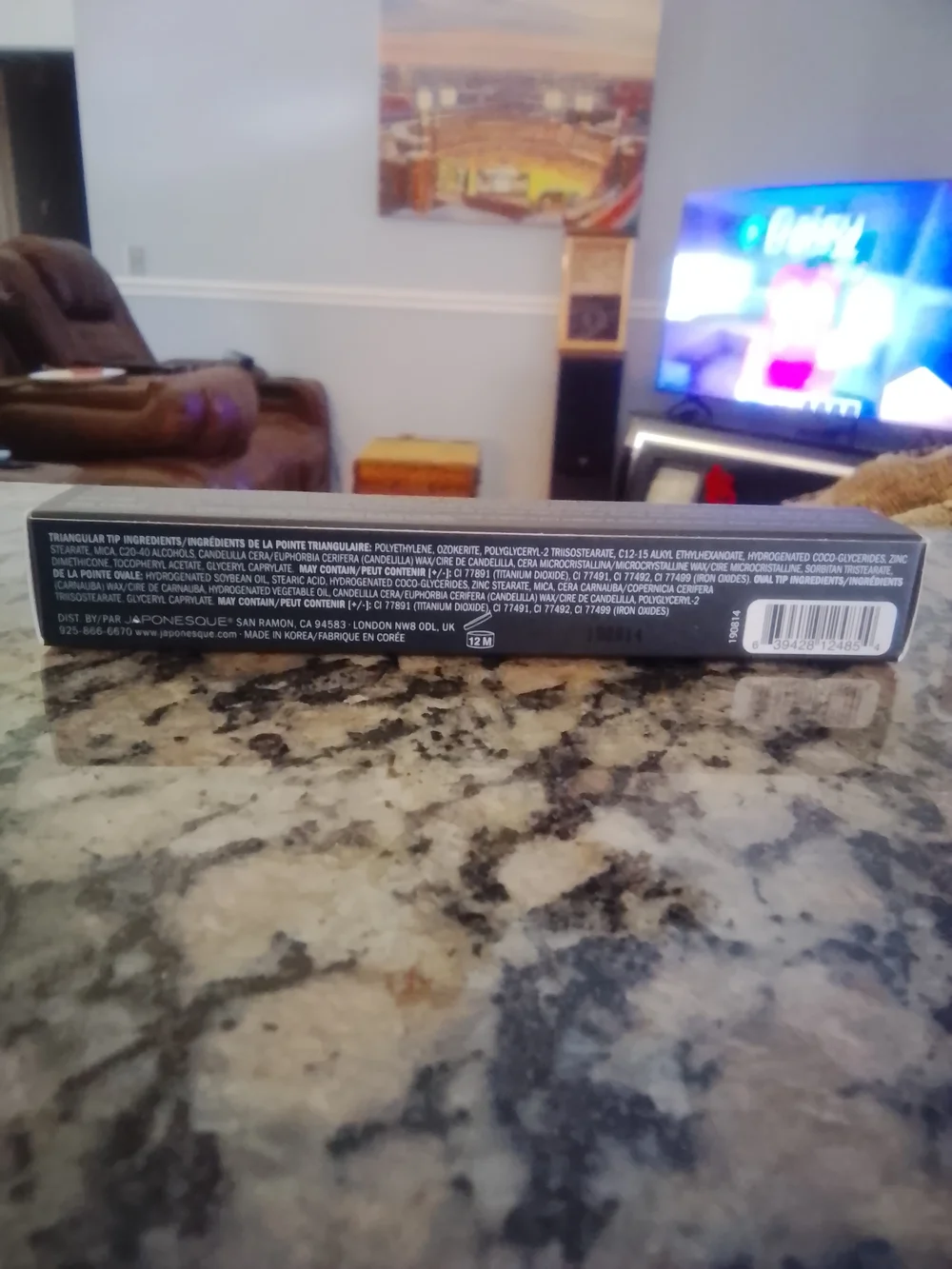Imayla Unifeye Volumizing Mascara in black